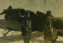 Перед полётом на аэродроме "Забельский" 1942 год